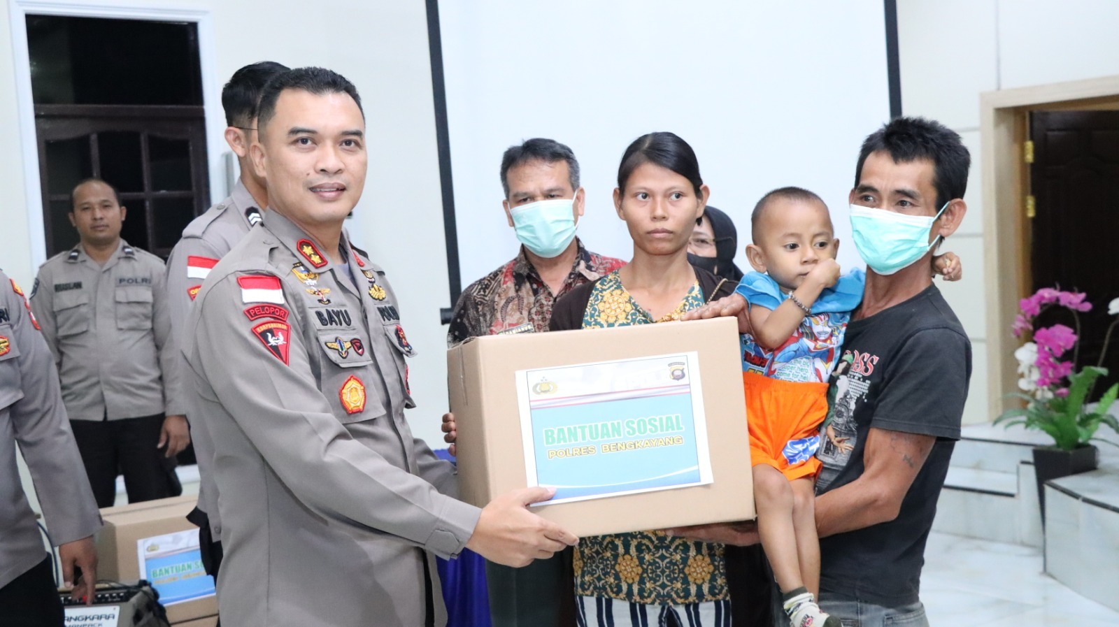 Ribuan Paket Bansos disebar Polres Bengkayang Untuk Anak Balita Dengan Kondisi Wasting dan Stunting