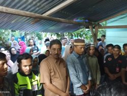 KETUM PAS H AKHYAR KAMIL SH AMANAHKAN DAYAT KETUA PAS KABUPATEN BIREUEN ACEH ANTARKAN ALMARHUM AMRIZAL RUMAH DUKA