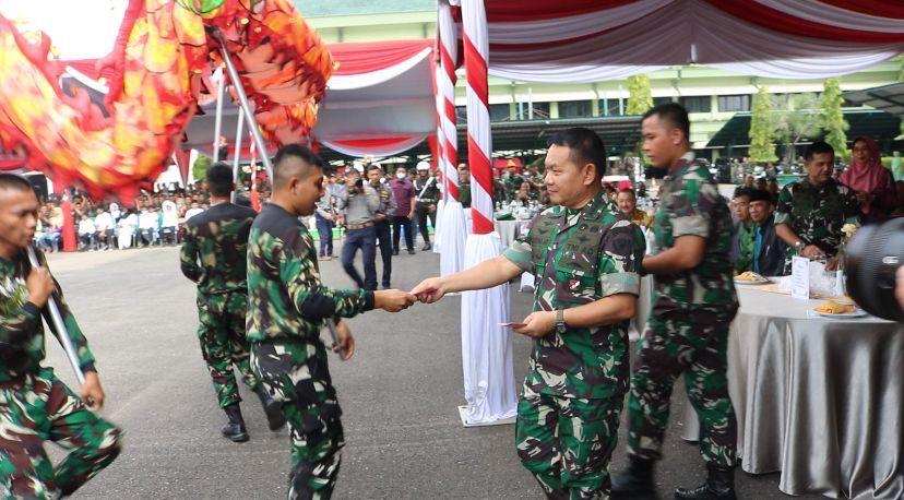 TIM BARONGSAI YONIF 147/KGJ TAMPIL DALAM KUNKER KASAD DI MAKODAM II/SRIWIJAYA, PALEMBANG