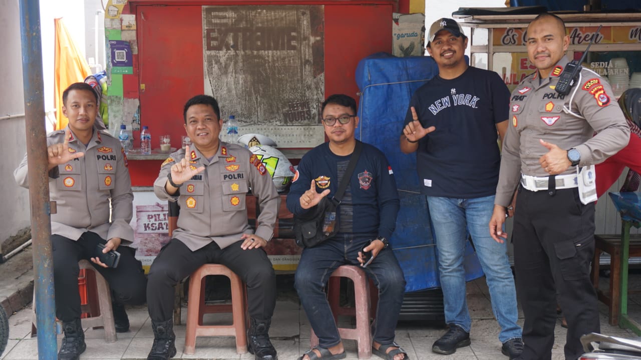 Polres Lebak Laksanakan Pengamanan Karnaval HUT PDI Perjuangan Ke 50 di Alun- alun Rangkasbitung