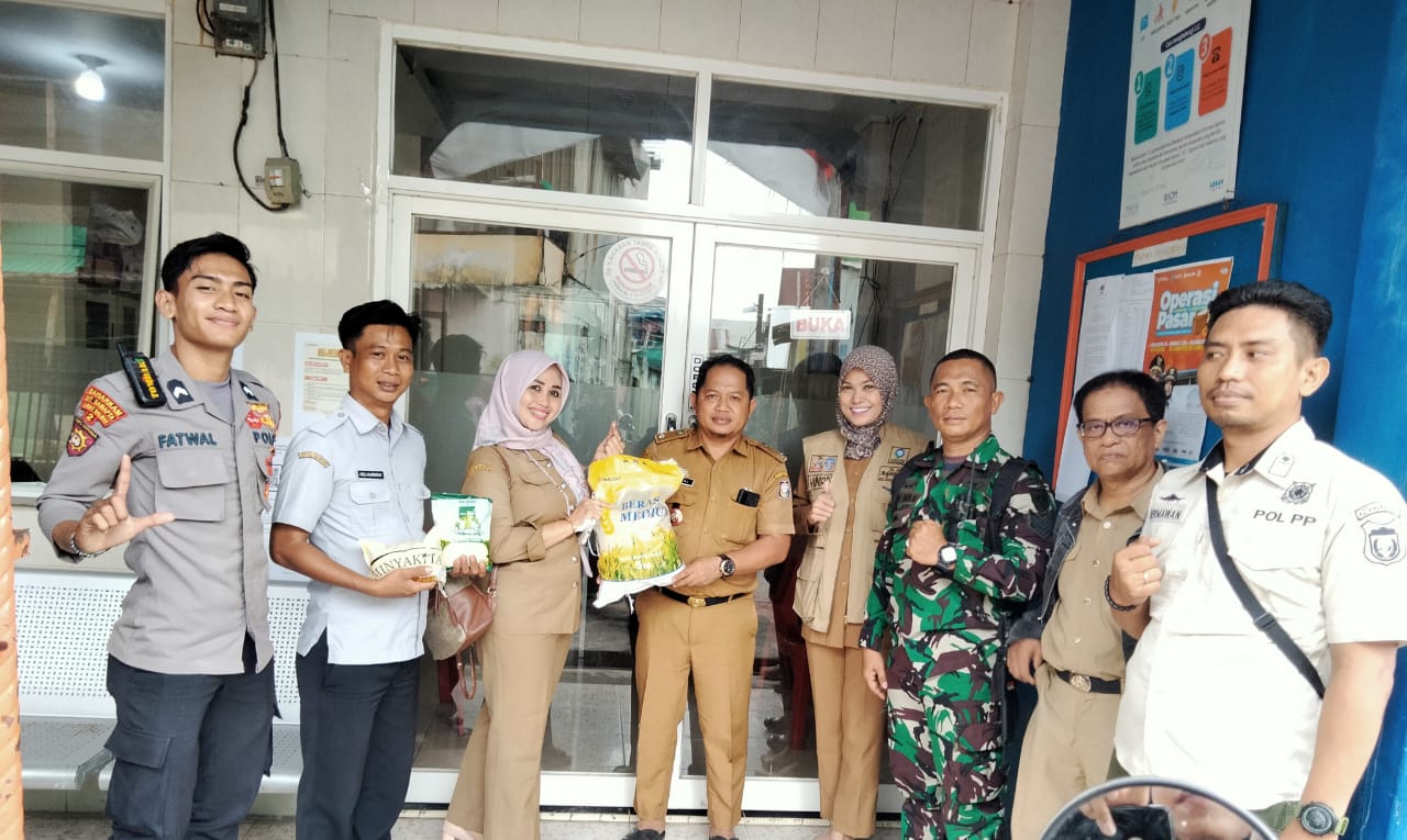 Kelurahan Tallo Mendapat Sembako Murah Dari Disperindag Cs