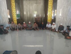 Polsek Galut Laksanakan Giat Jum’at Curhat di Masjid Nurul Muslimin