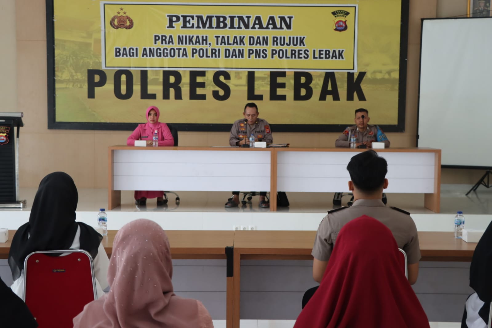 Kabag SDM Polres Lebak Pimpin Sidang Pembinaan Pra Nikah Personil Polres Lebak