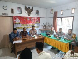 Menindak Lanjuti Program Kapolri Kapolsek Warunggunung Polres Lebak Laksana Giat “Jumat Curhat” di Desa Pasir Tangkil