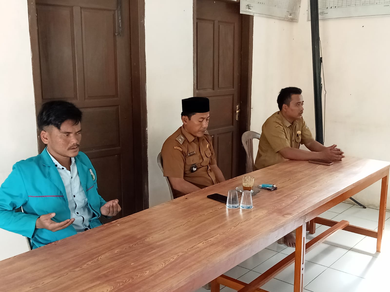 Menjelang  Bulan Suci Ramadhan Desa Kariyajaya Kecamatan Cimarga Mengadakan Rapat Rt/Rw Untuk Memberi Himbauan Untuk Meningkatkan Kinerja dan Siskambling