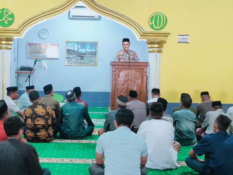 Jumat Curhat Kapolres Takalar Dengan Warga Jemaah Masjid Nurul Jihad