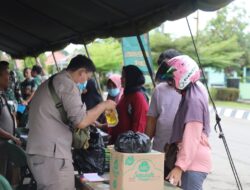 Kodim 0603/Lebak Menggelar Bazar Sembako Murah Di Depan Mako Kodim   