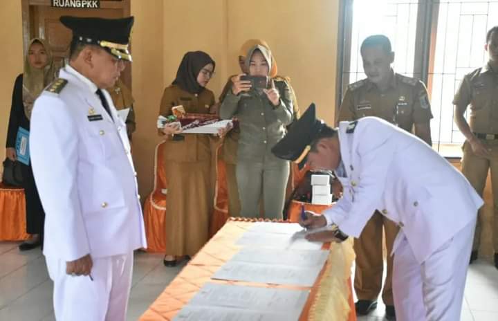 Bupati Lamtim Hadiri Acara Serah Terima Jabatan Camat dan Pelantikan Ketua TP-PKK Kecamatan