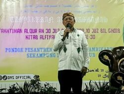 Bupati Lamtim Memberikan Sambutan Acara Takhtiman Alquran 30 Jus Binnadzor, 10 Jus Bil Ghoib Kitab Alfiyah Ibnu Malik ke -30