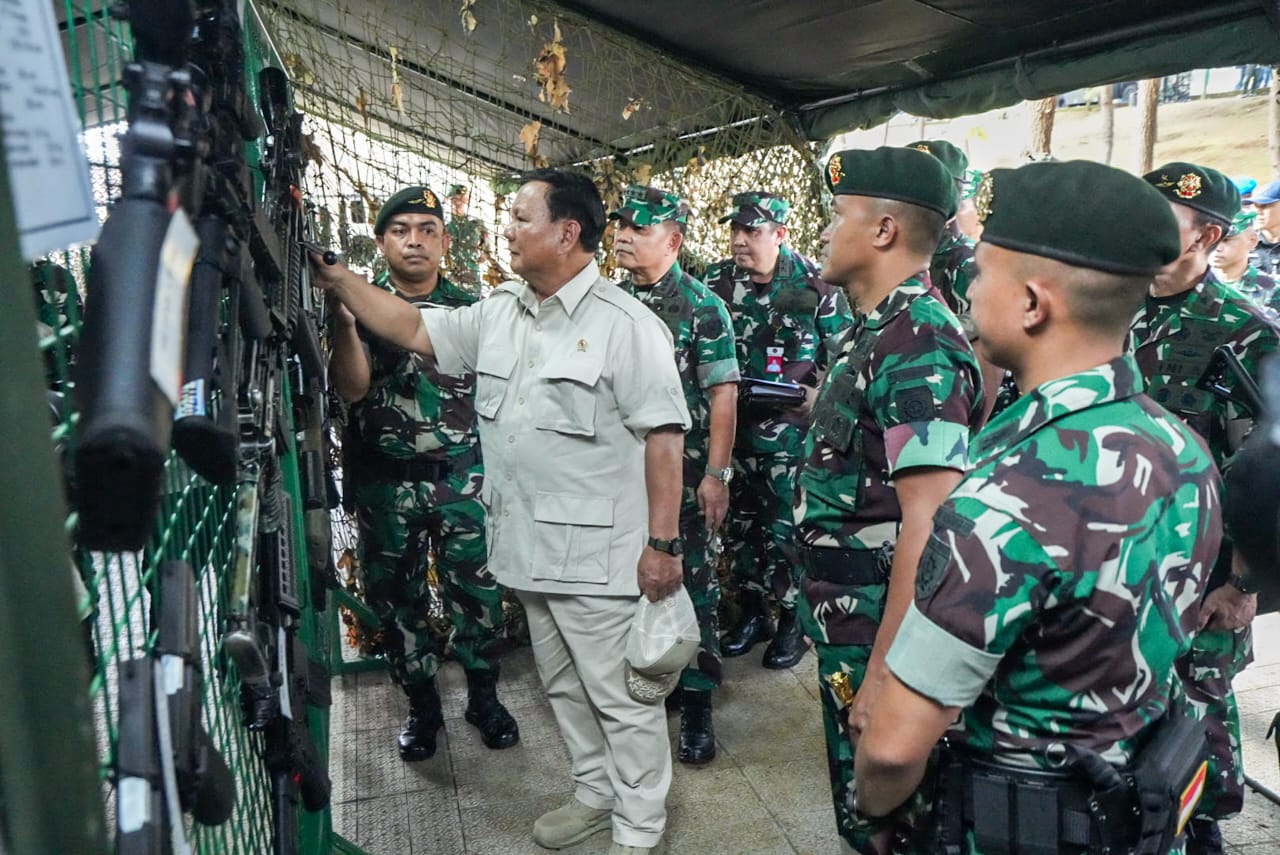 Siap Tugas Pamtas Pangkostrad Dampingi Menhan dan Kasad Tinjau Kesiapan Yonif PR 330 Kostrad