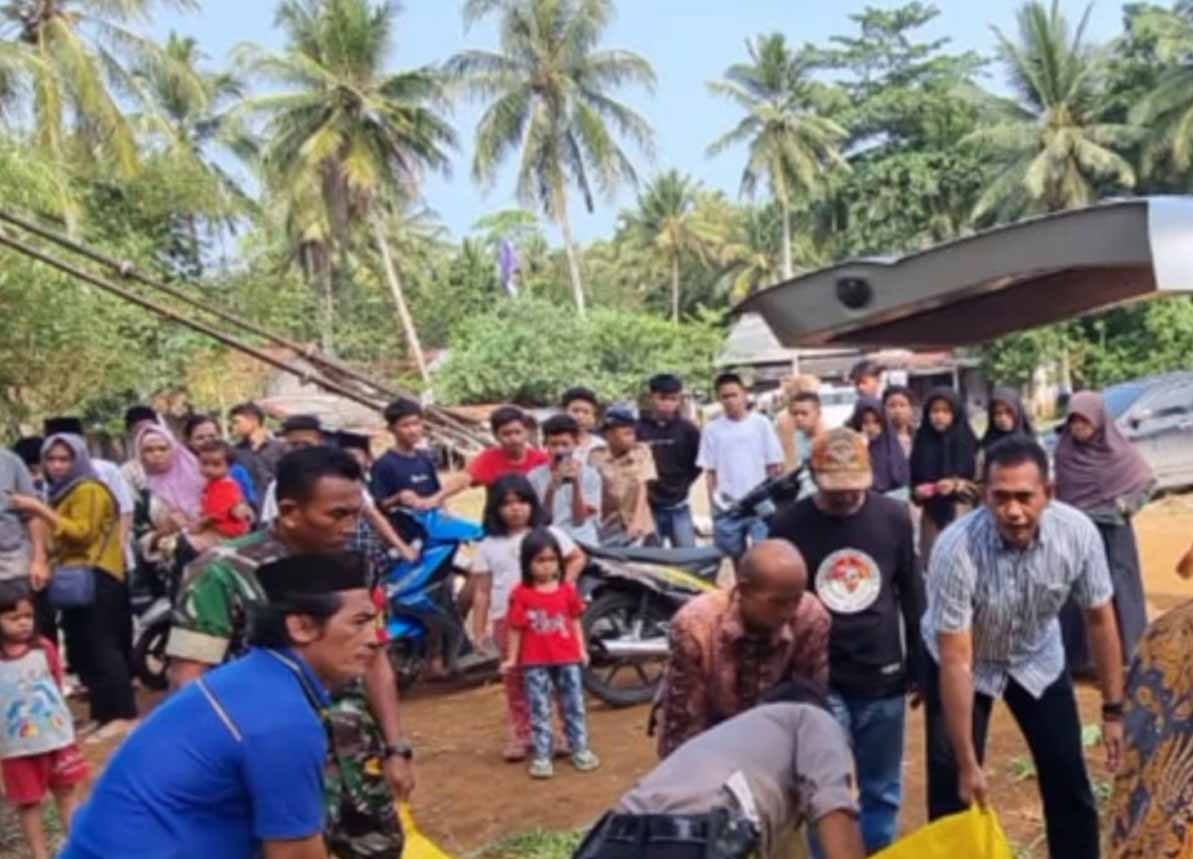 Warga Temukan Mayat, Babinsa Koramil 0110/Labuan Datangi Tempat Kejadian