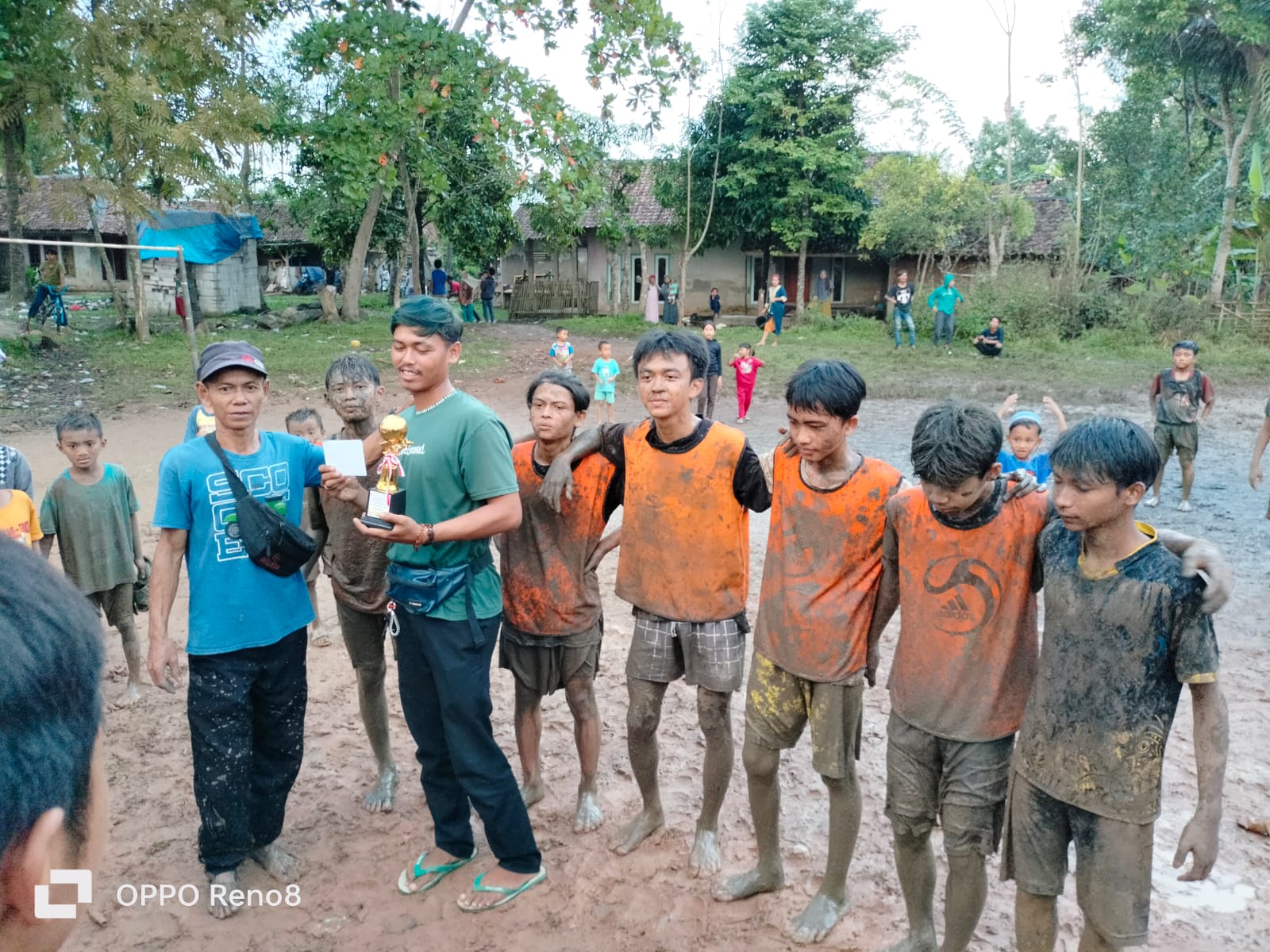 Turnamen Sepak Bola Di Kampung Rancapanjang Desa Sangiang Tanjung