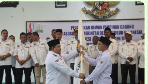 Pelantikan DPC APDESI Kabupaten Aceh Timur Berjalan Khidmat