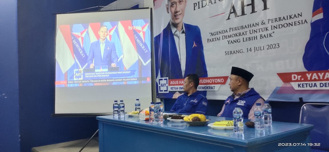 KETUA DPC PARTAI DEMOKRAT KABUPATEN SERANG NOBAR PIDATO POLITIK KETUM AHY