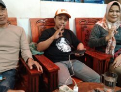 Ketua Partai Buruh Exco Makassar Bertemu Banyak Wartawan, Ada Apa Ya..?