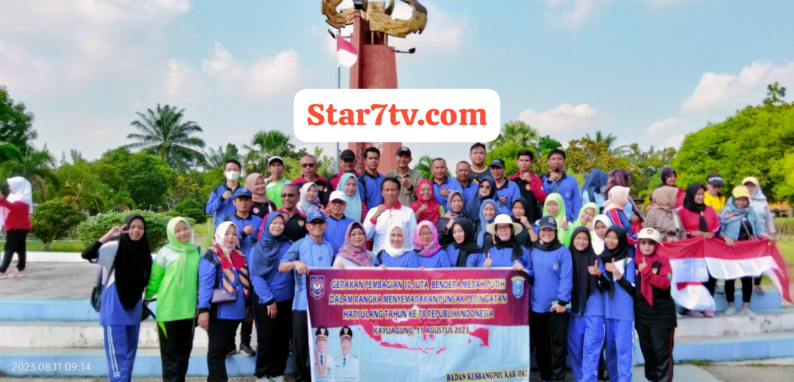 Pemkab OKI Bagikan Ribuan Bendera Merah Putih Secara Gratis Dalam Menyambut HUT Kemerdekaan RI