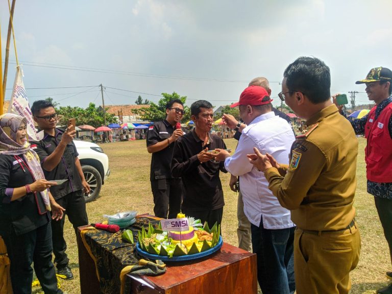 Ketua DPRD Way Kanan hadiri Gebyar Budaya Tradisional dalam Rangka HUT SMSI Way Kanan Ke 1 , dibuka oleh Kadis Kominfo