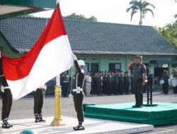 Kasrem 081/DSJ Pimpin Upacara Penaikan Bendera 17an Bulan September 2023