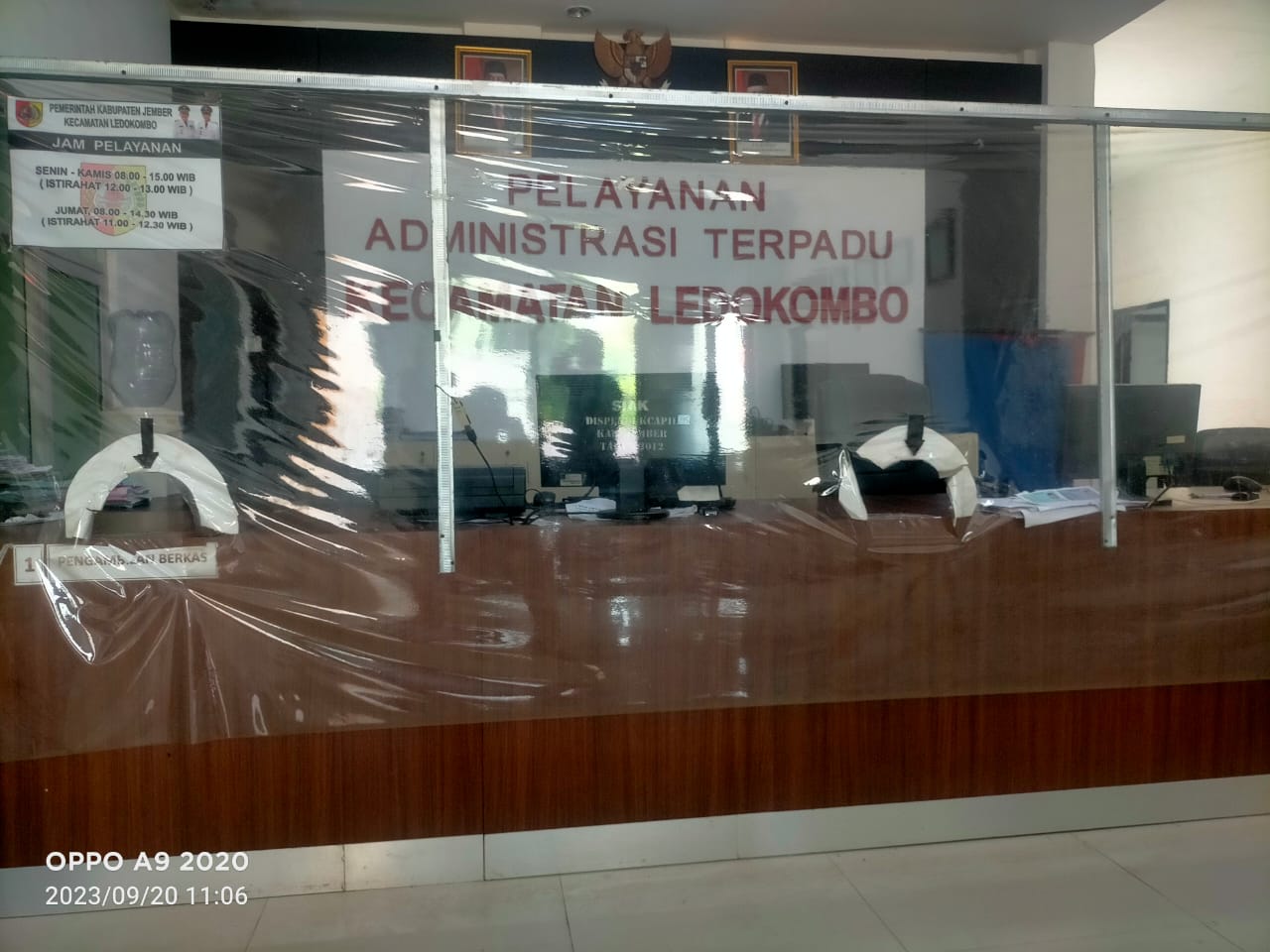 Tersendatnya Pelayanan Dispenduk Capil Kecamatan Ledokombo .