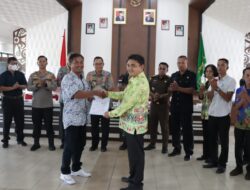 Kapolres Bengkayang Hadiri Rapat Mediasi Antara PT. Ledo Lestari Dengan Koperasi Produsen Sinar Baru Bersatu