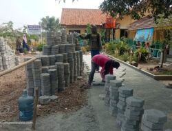 Proyek Paving Blok Halaman SDN Setialaksana 03,Di Komplain Warga.