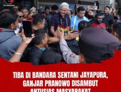 Tiba Di Bandara Sentani Jayapura Ganjar Pranowo Disambut Antusias Masyarakat