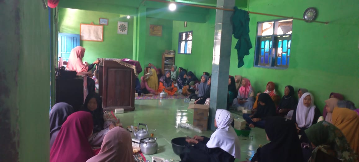 Disambut Ratusan Ibu Pengajian KOBONG Banten Gelar MILAD 1 di Ponpes Nurul Wasilah