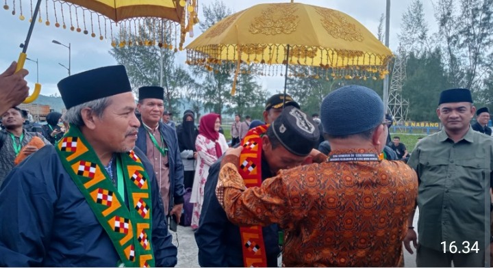 Kafilah MTQ Aceh Timur Tiba dengan Selamat di Simeulue