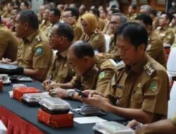 Penjabat Bupati Aceh Timur dan seluruh Kepala Daerah se-Indonesia Menerima Arahan Dari Presiden Jokowi