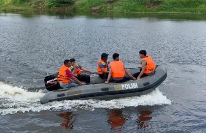 Antisipasi Bencana Alam, Satuan Samapta Polres Takalar Cek Kondisi Peralatan dan Gelar Latihan SAR