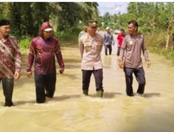 Kapolsek Ranto Peureulak Turun Langsung Pantau Daerah Rawan Banjir