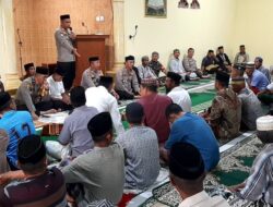 Jumat Curhat Dengan Warga Lassang, Polres Takalar Imbau Warga Tetap Rukun Jelang Pemilu 2024