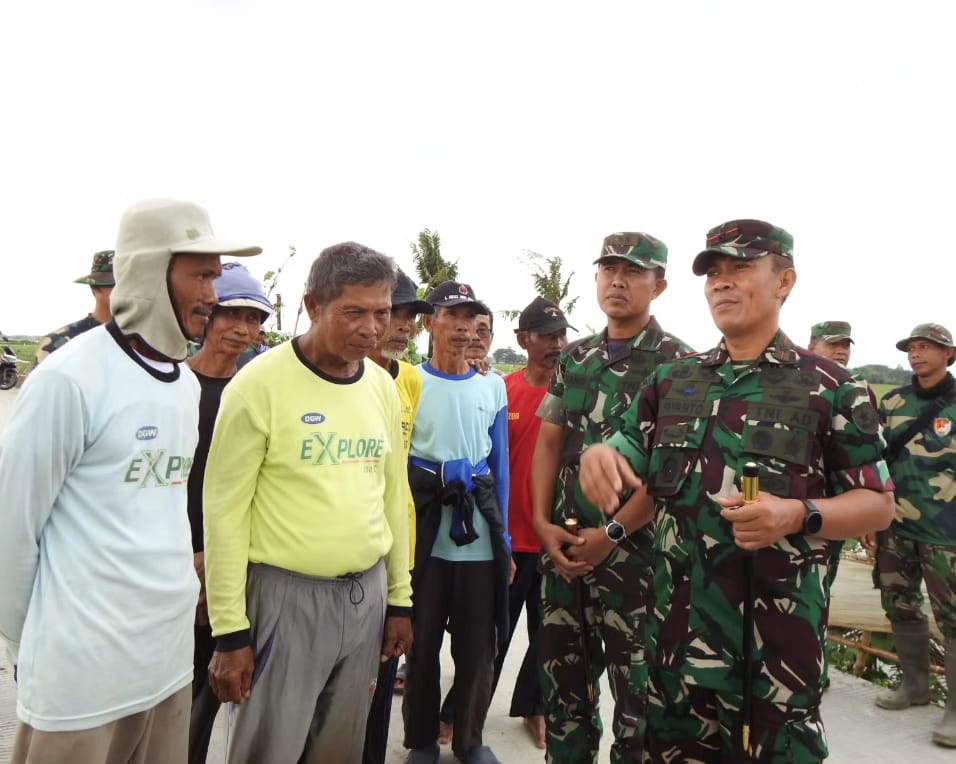 Danrem 051/Wkt Tinjau Pelaksanaan TMMD ke- 119 di Desa Karang Mukti Kab. Bekasi