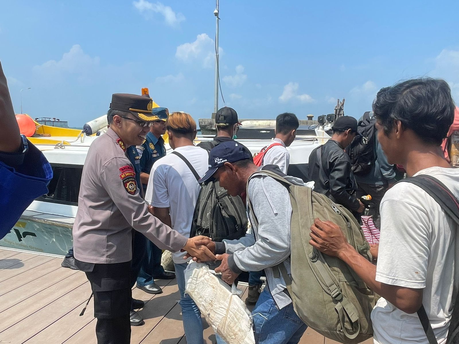 Terima Kasih Pak Kapolres Bintan Yang Berikan Tiket Gratis Untuk Pemudik.