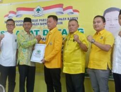 HM. Dja’far Shodiq Ambil Formulir DPD Golkar dan PDI Perjuangan OKI