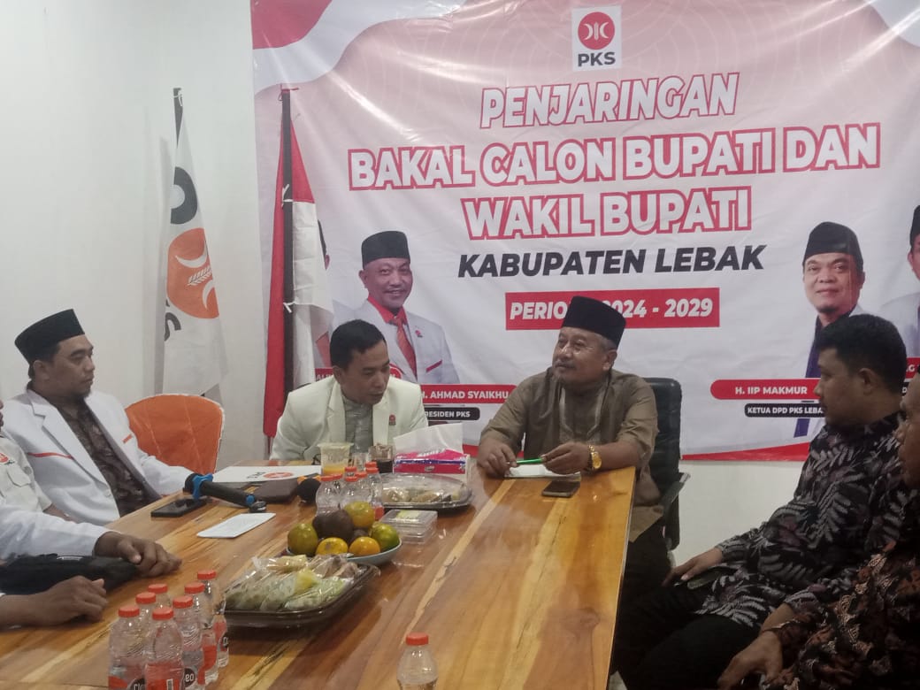 H. Akhmad Jajuli Bakal Calon Bupati Lebak Ambil Pendaftaran PPP dan PKS