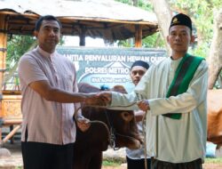 Kapolres Metro Bekasi Gelar Shalat Ied dan Rayakan Idul Adha 1445 H, Tekankan Persaudaraan dan Keamanan