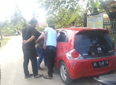 Mobil Bendahara Gampong Buket Pala, Dibobol Maling Uang BLT dan Uang Sembakau Raib.