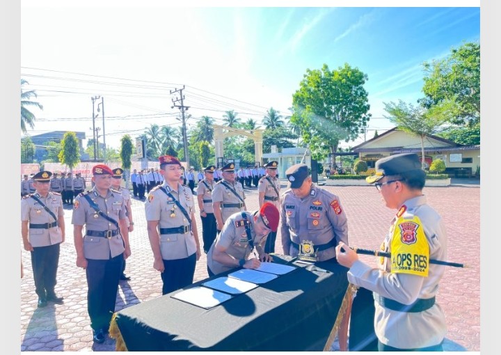 Kapolres Aceh Timur Pimpin Serah Terima Jabatan Tiga Kasat Empat Kapolsek