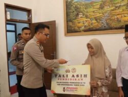 Bhayangkara Ke 78, Polres Aceh Timur Beri Tali Asih Pendidikan Kepada Generasi Muda Berprestasi