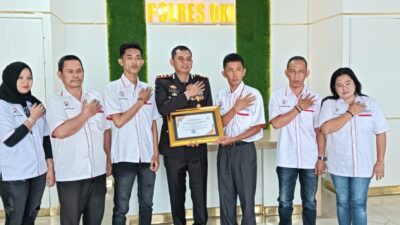 Momentum HUT Bhayangkara Ke-78Th, Kapolres OKI Beserta Jajarannya Mendapat Apresiasi dan Penghargaan Dari DPD IWO Indonesia Kabupaten OKI