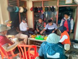 Babinsa Bersama Kelurahan Kelapa Dua Wetan Giat Komsos Wujudkan Kamtibmas Kondusif