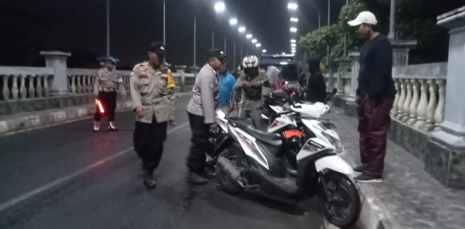 Polsek Pebayuran Menggelar Operasi Kejahatan Jalanan,Dalam Rangka Antisipasi 3C & Street