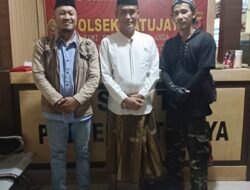 Aliansi Wartawan Indonesia Bangkit Bersama AWIBB, Sambangi Kapolsek Batujaya AKP H.Ruslani SH