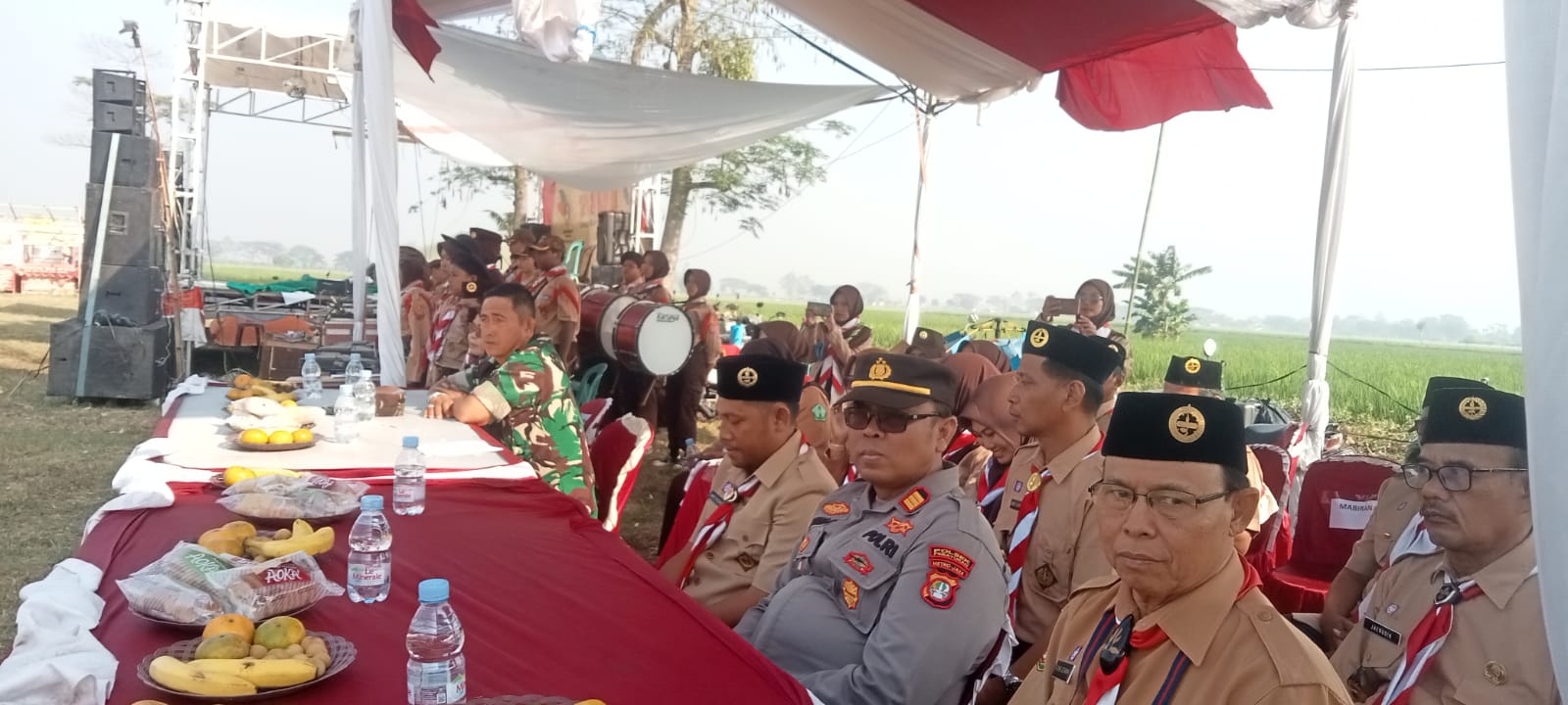 Peringatan Hari Pramuka ke – 63,Kapolsek Pebayuran,Hadiri Acara Penutupan Jambore Perkemahan Gerakan Pramuka Kwatir Ranting Tingkat Kecamatan ke XXl 