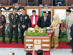 Pelaksanaan Pengambilan Sumpah/Janji Anggota DPRD Kabupaten Lampung Timur Oleh ketua Pengadilan Negeri Sukadana