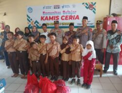 Polres Lebak Polda Banten Gelar Bakti Sosial di Kp. Leuwigoong Desa Cigoong Selatan Kec. Cikulur Kab. Lebak