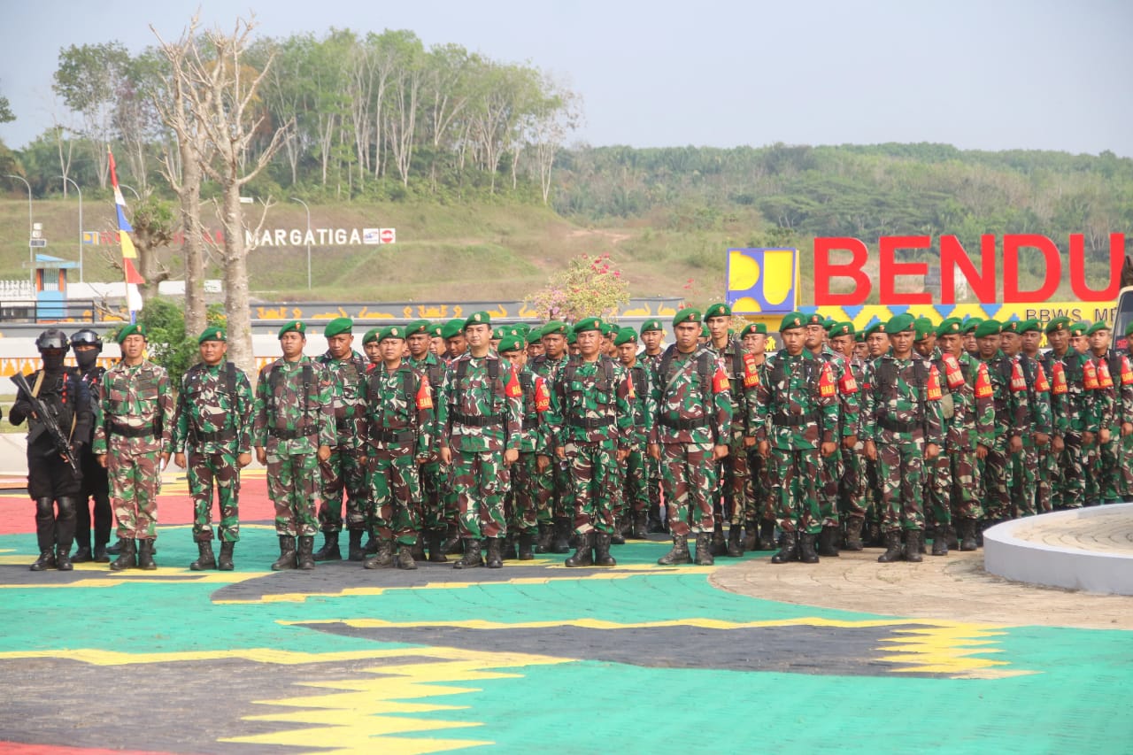 Dandim 0429/Lamtim Pimpin Apel Gelar Pasukan Pam VVIP Kunker RI 1 