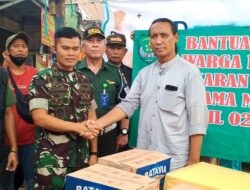 Koramil 02/Matraman Bersama Mitra Jaya Berikan Bantuan Korban Kebakaran Manggarai