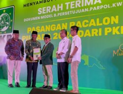 Cak Imin Serahkan Dukungan PKB ke Dja’far Shodiq-Abdiyanto di Pilbup OKI 2024